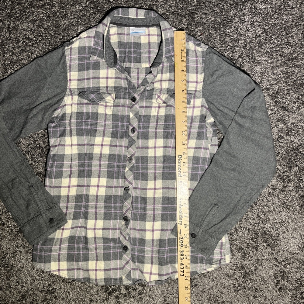 Columbia Flannel Shirt Womens Medium Gray Plaid Button Front Outdoors Cotton - Picture 3 of 7